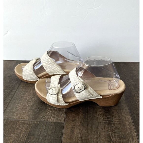 Dansko Sophie EU 41 Sandals White Buckle Comfort Walking Clogs Shoes US 10.5-11 - Picture 1 of 8